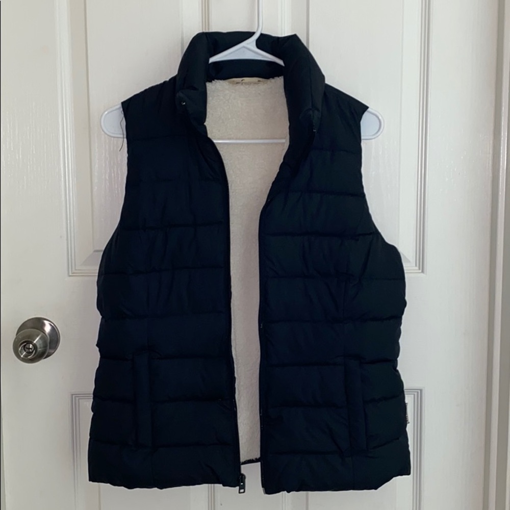 Hollister Puffer Vest With Sherpa Lining
